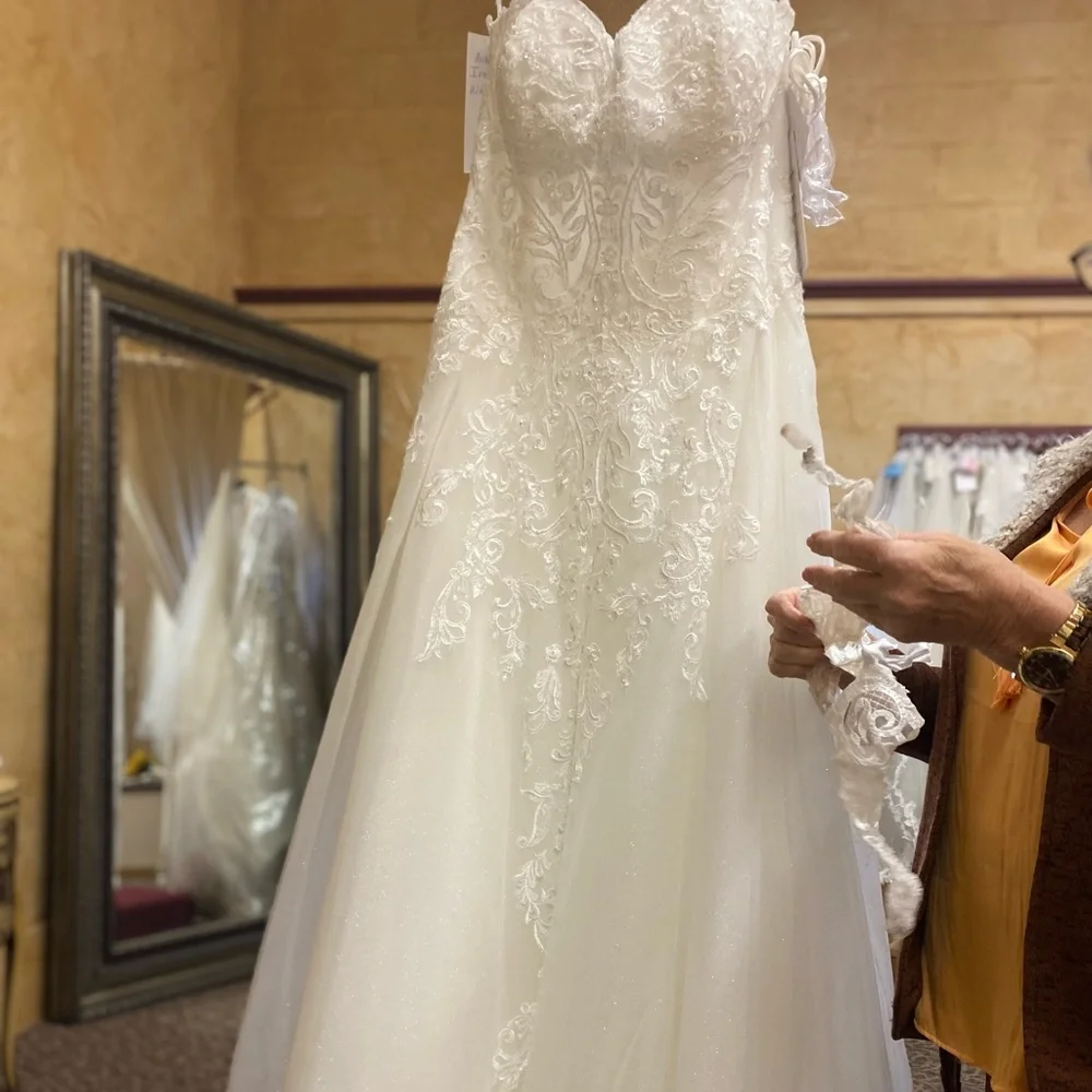 Wedding dress!!! - Picture 6 of 6